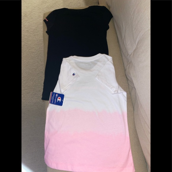 2 Short sleeve T shirts 👚 Champion -and- 🌟 Converse - Picture 6 of 11